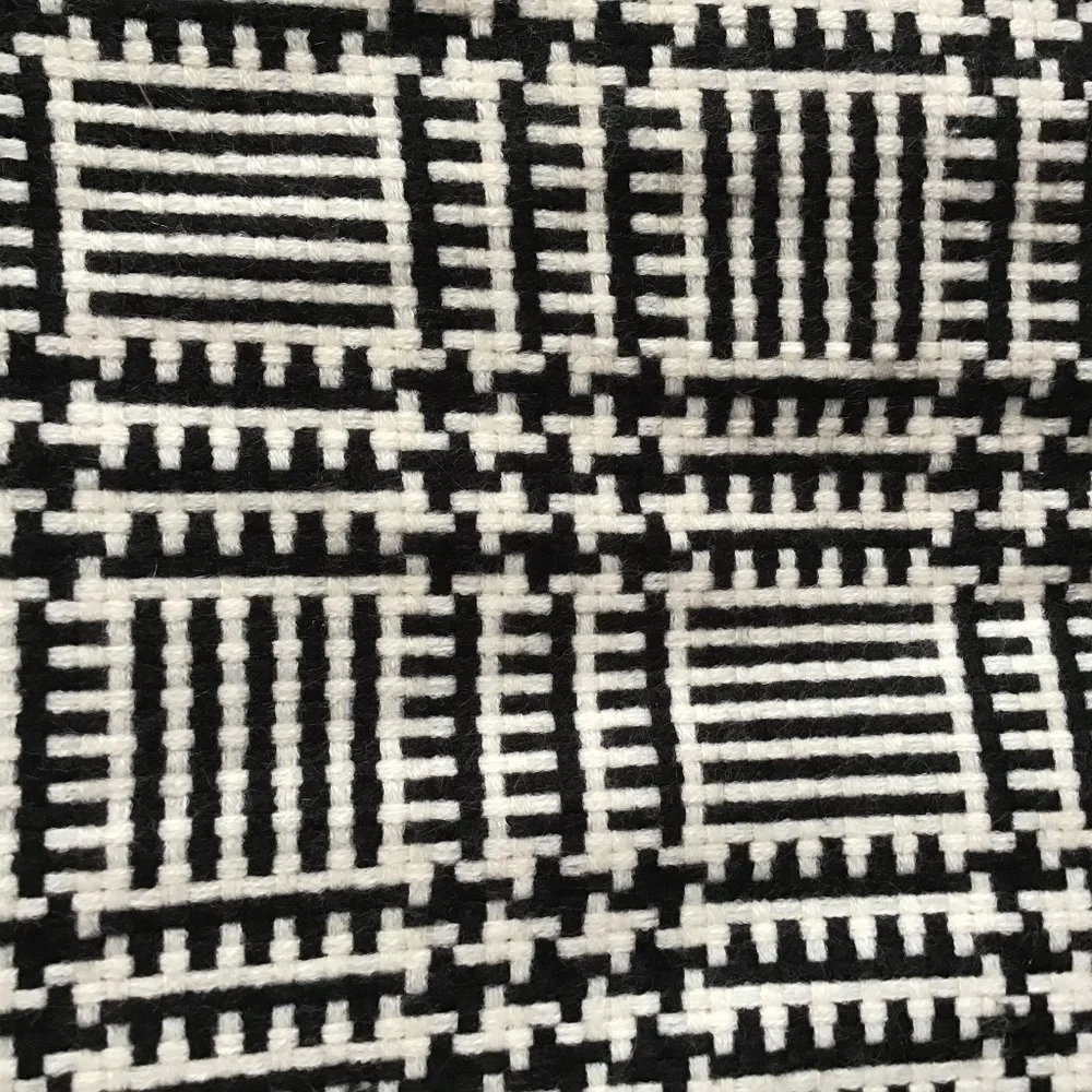 JOSEPH ABBOUD B&W ACRYLIC SCARF